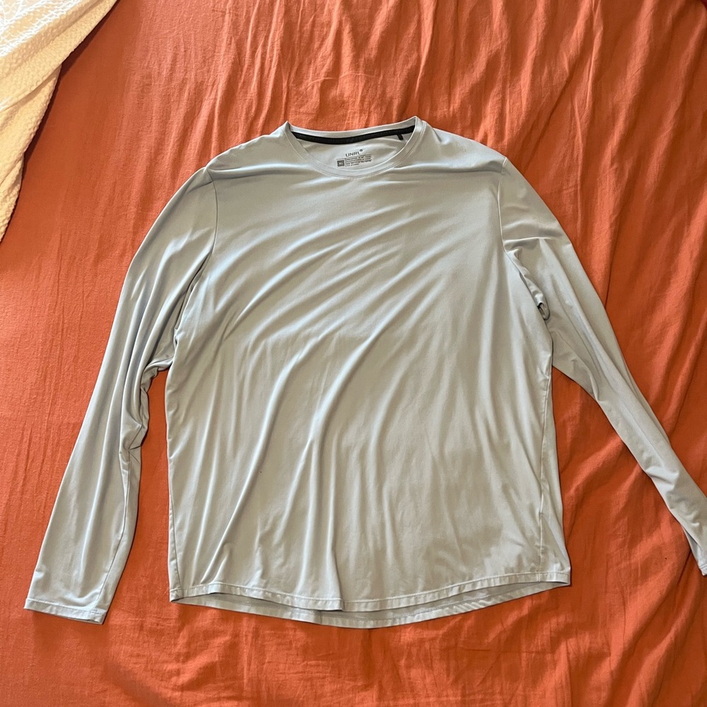 UNRL Long Sleeve T-Shirt. XL